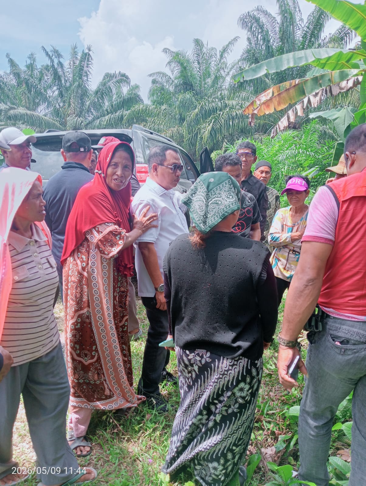 SENGKETA LAHAN DUSUN DUSUN MARISA DESA LARIANG KECAMATAN TIKKE RAYA KABUPATEN MAMUJU UTARA dudukperkara.com
