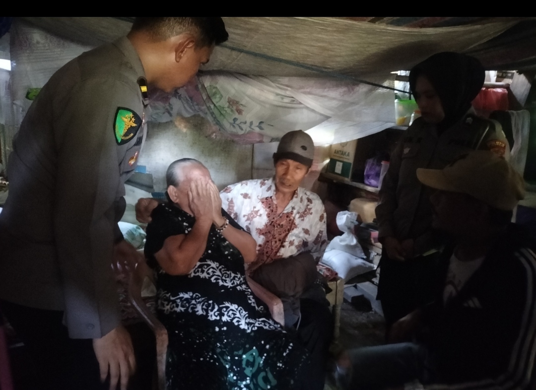 Jumat 7 Agustus 2026 Bantuan Sosial Para Dermawan Untuk Turut Membantu Keluarga Ibu Sani Binti Lempongnge di Desa Beru-Beru, Kecamatan Kalukku, Kabupaten Mamuju,. dudukperkara.com