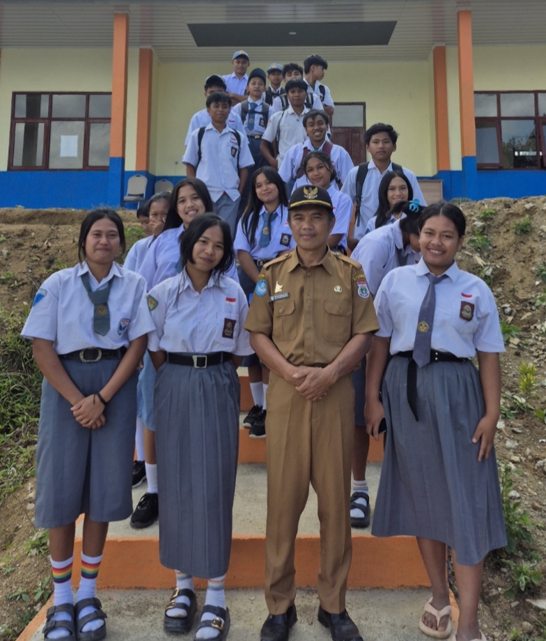 Perjuangan Mendirikan UPTD SMA Negeri 1 Panak dan Klarifikasi Kepala Sekolah Terkait Pembayaran Tenaga Kerja dudukperkara.com